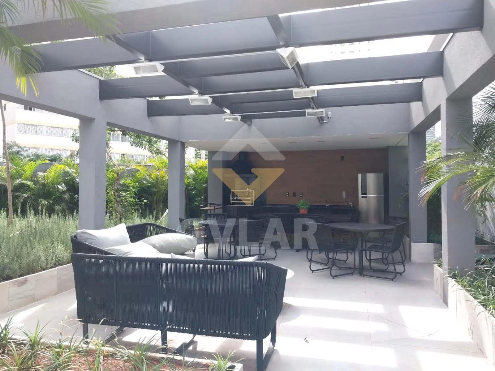 APARTAMENTO DE ALTO PADÃO - 3 SUÍTES COM LAZER